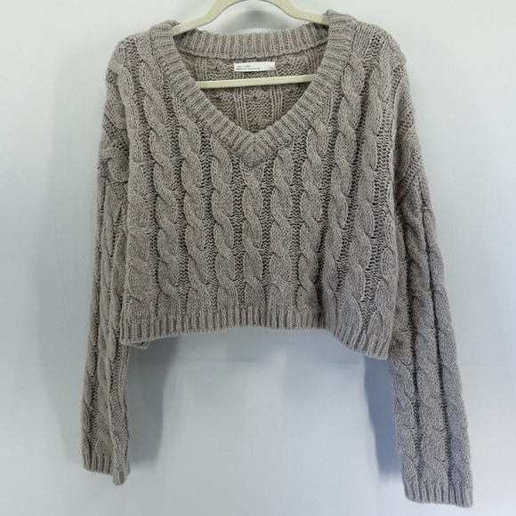 OAK + FORT Sweaters - Oak + Fort Grey Cable Knit V Neck Cropped Chunky Knit Sweater Oversized Small